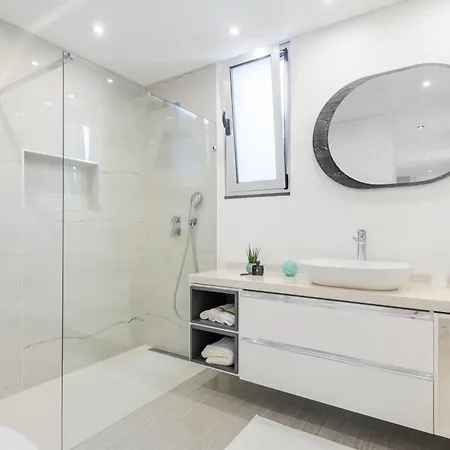 Bayview Retreat Villa