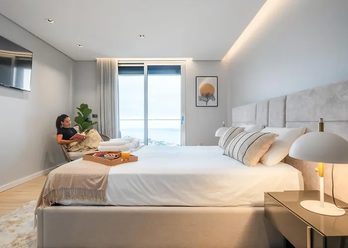 Bayview Retreat Villa *