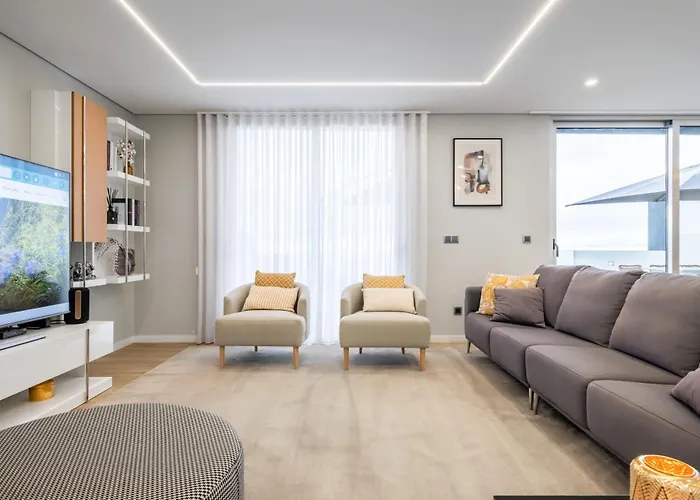 Bayview Retreat Villa *