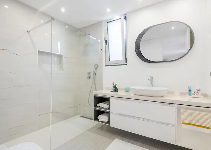 Bayview Retreat Villa